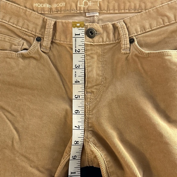 LOFT by Ann Taylor Modern Boot Corduroy Pants / Size 4 - Picture 7 of 14